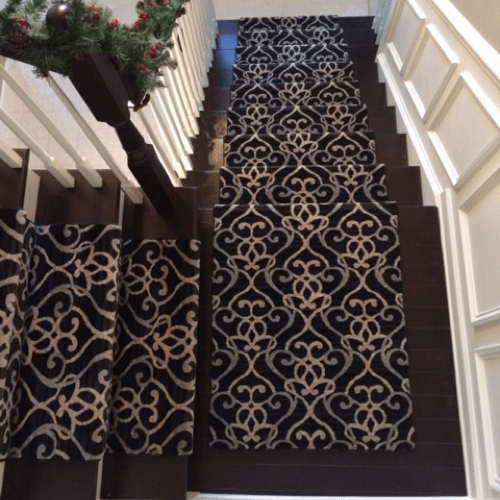 Puchers design stairway landing | Pucher's Decorating Centers